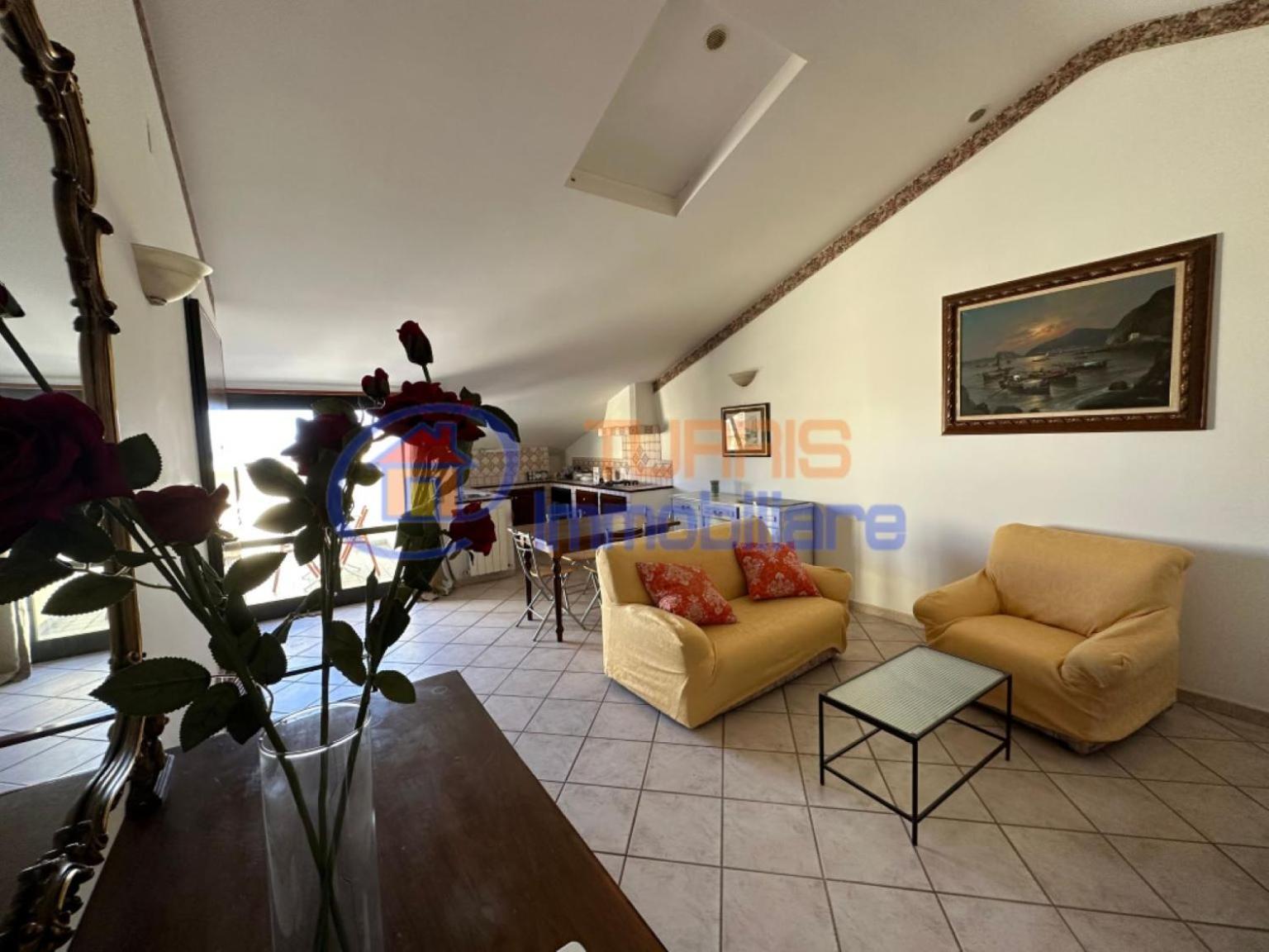 Ferienwohnung La Mansarda Di Via Galilei Porto Torres Exterior foto